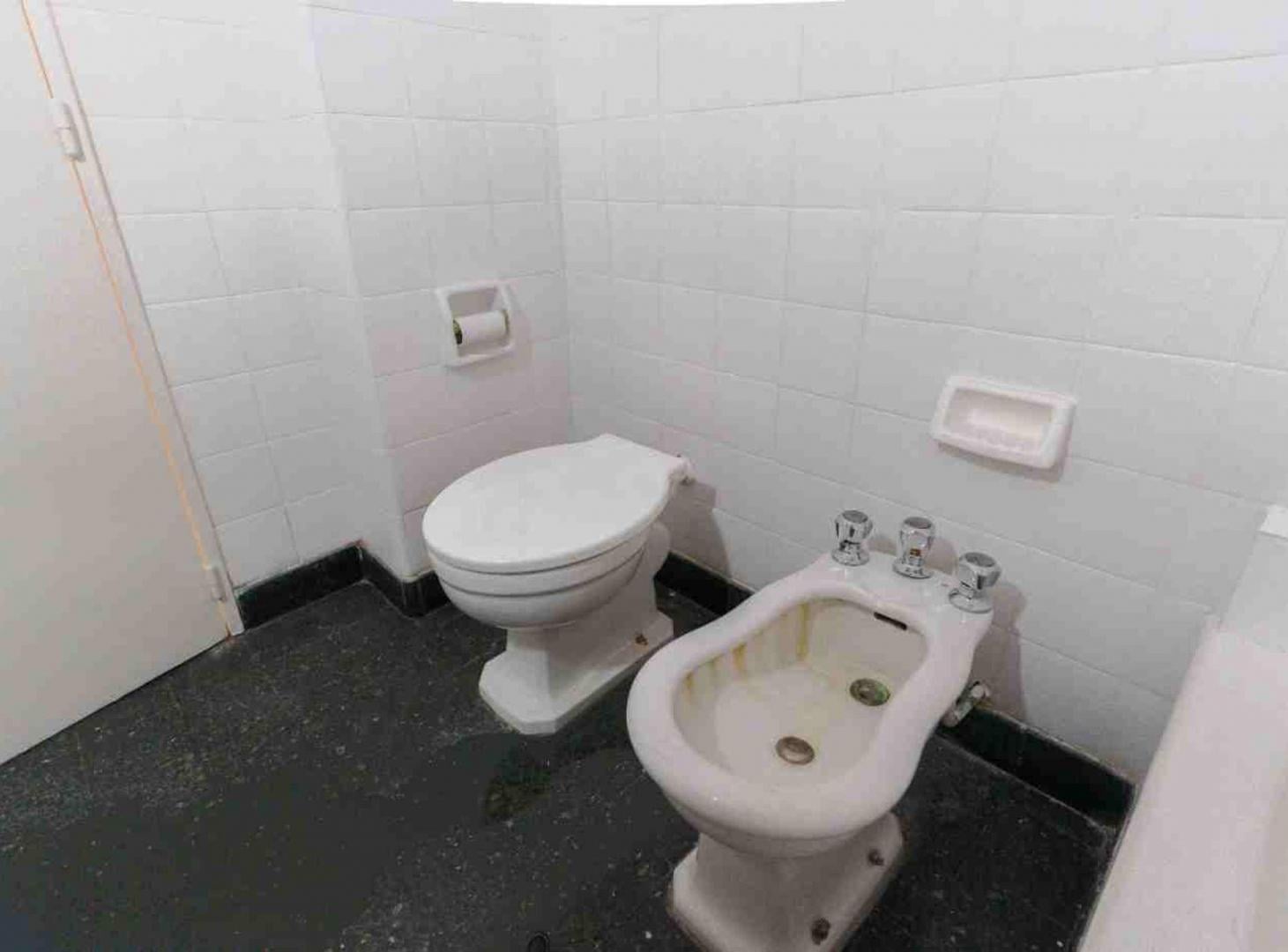 Foto de VENTA DPTO 3 AMB-RIVADAVIA 3900- ALMAGRO, imagen 3