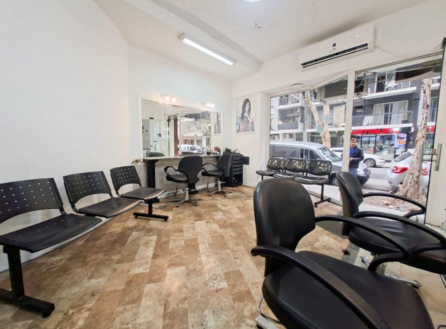 Foto de LOCAL COMERCIAL EN VENTA – PALERMO, imagen 4