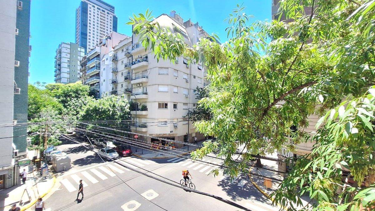 Foto de DEPARTAMENTO 5 AMBIENTES EN VENTA EN RECOLETA, imagen 1