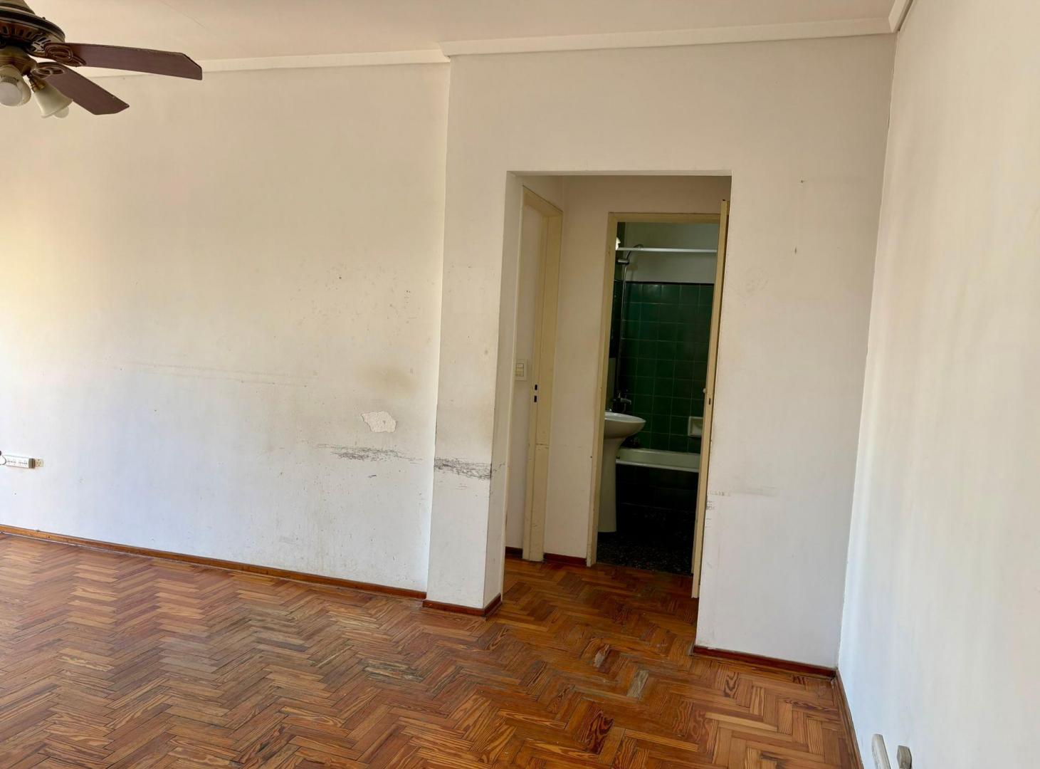 Foto de VENTA DEPARTAMENTO 2 AMB-CABALLITO SUR (1° JUNTA), imagen 1