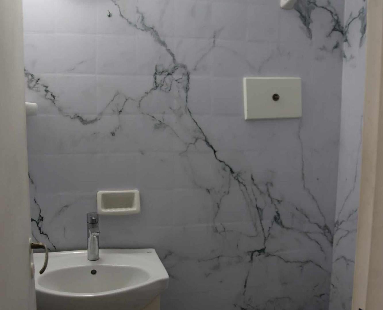 Foto de VENTA OFICINA - SAN NICOLAS, imagen 2