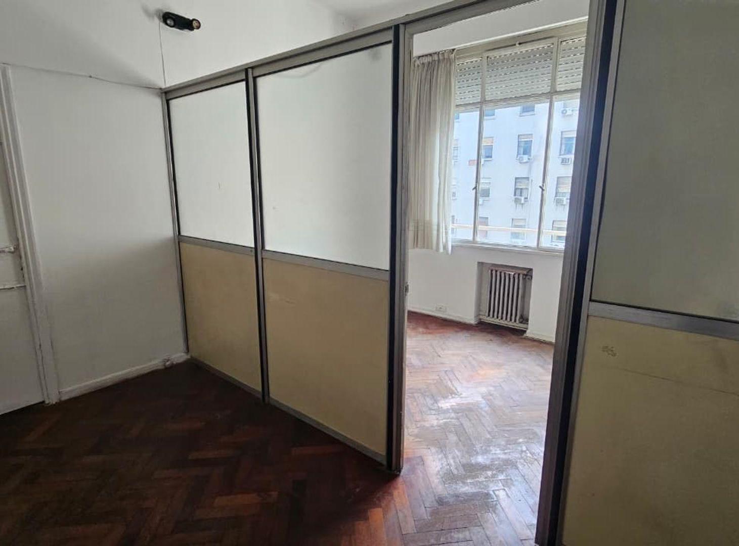 Foto de VENTA DE OFICINAS AL FRENTE SAN NICOLAS, imagen 2