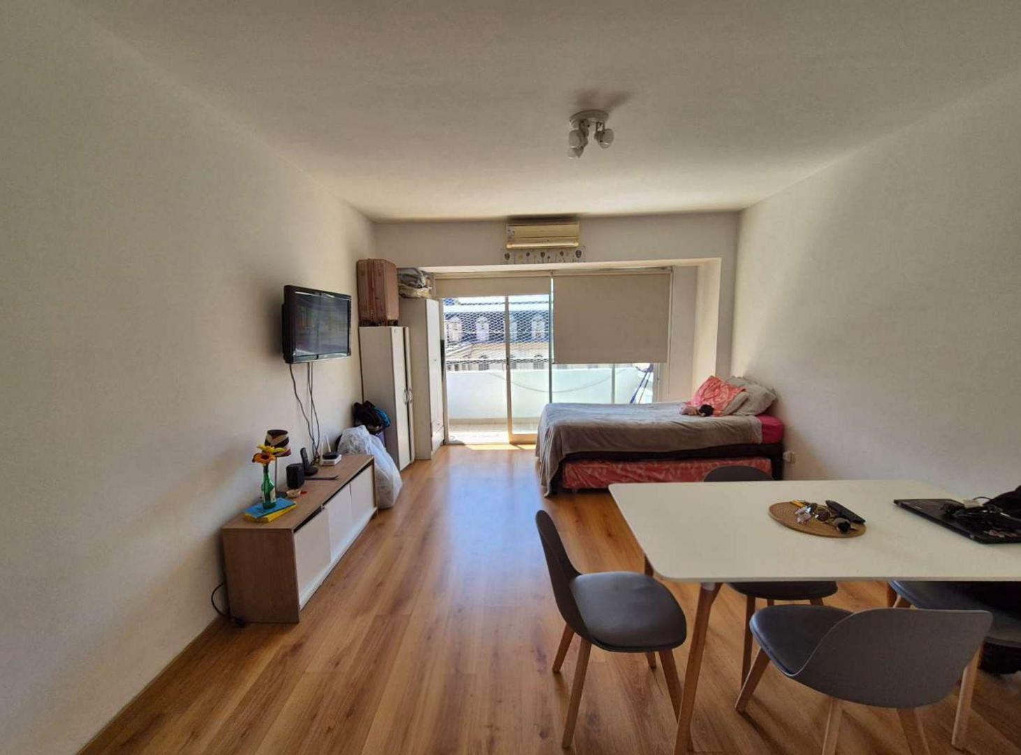 Foto de MONOAMBIENTE EN BALVANERA (EXCELENTE UBICACION), imagen 1