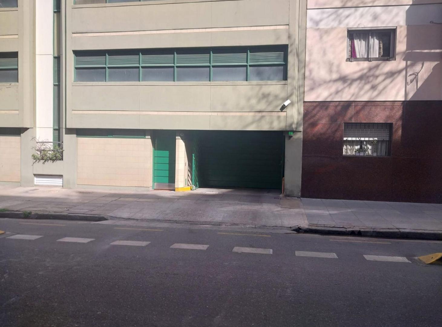 Foto de VENTA COCHERA EXCELENTE ZONA CABALLITO, imagen 4