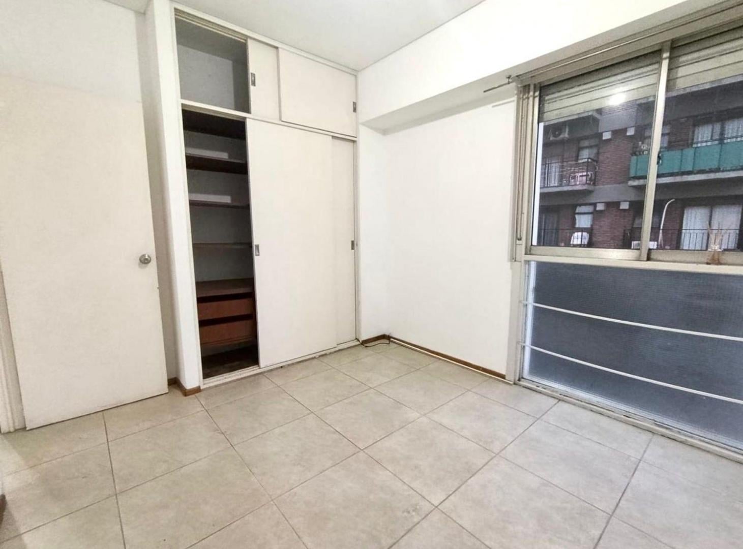 Foto de VENTA DEPARTAMENTO 3 AMBIENTES CON BALCON APTO CRE, imagen 4