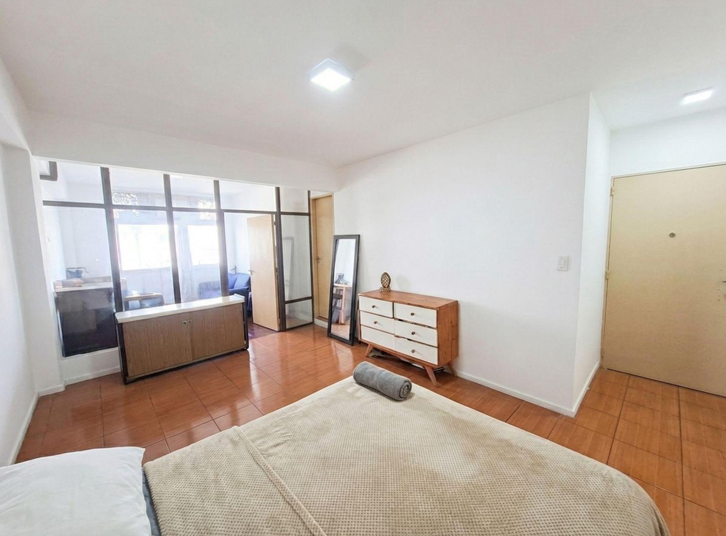 Foto de VENTA MONOAMBIENTE AV. CORDOBA - RETIRO, imagen 1