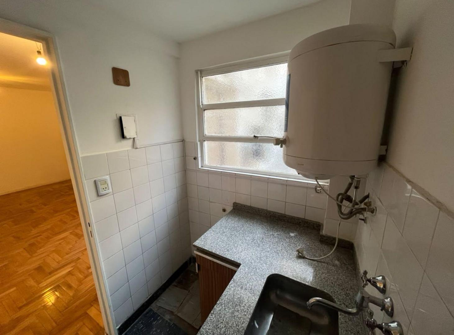 Foto de ALQUILER DEPARTAMENTO 2 AMBIENTES SAN NICOLAS CABA, imagen 2