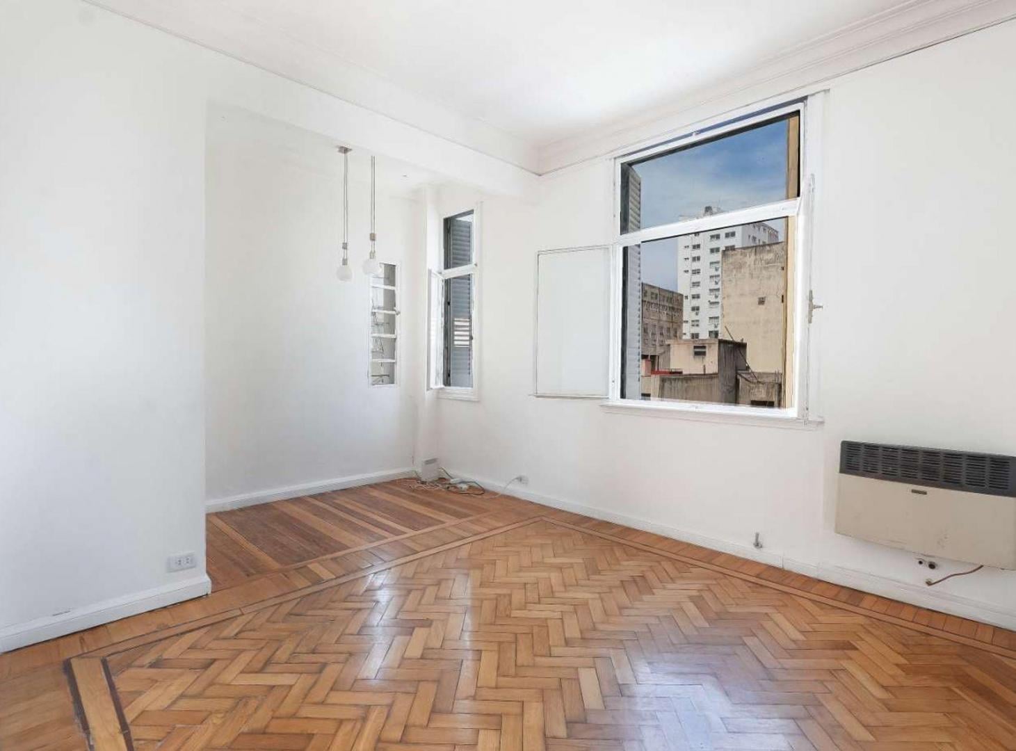 Foto de EN VENTA 3 AMB DE ÉPOCA MUY LUMINOSO CON VISTA, imagen 1