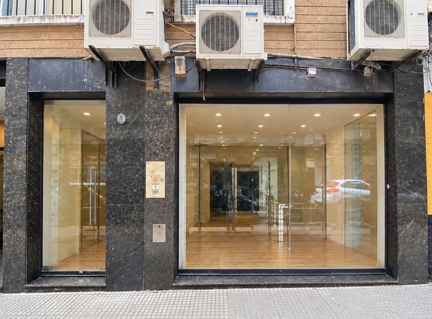 Foto de LOCAL EN VENTA EN SAN NICOLÁS, imagen 2