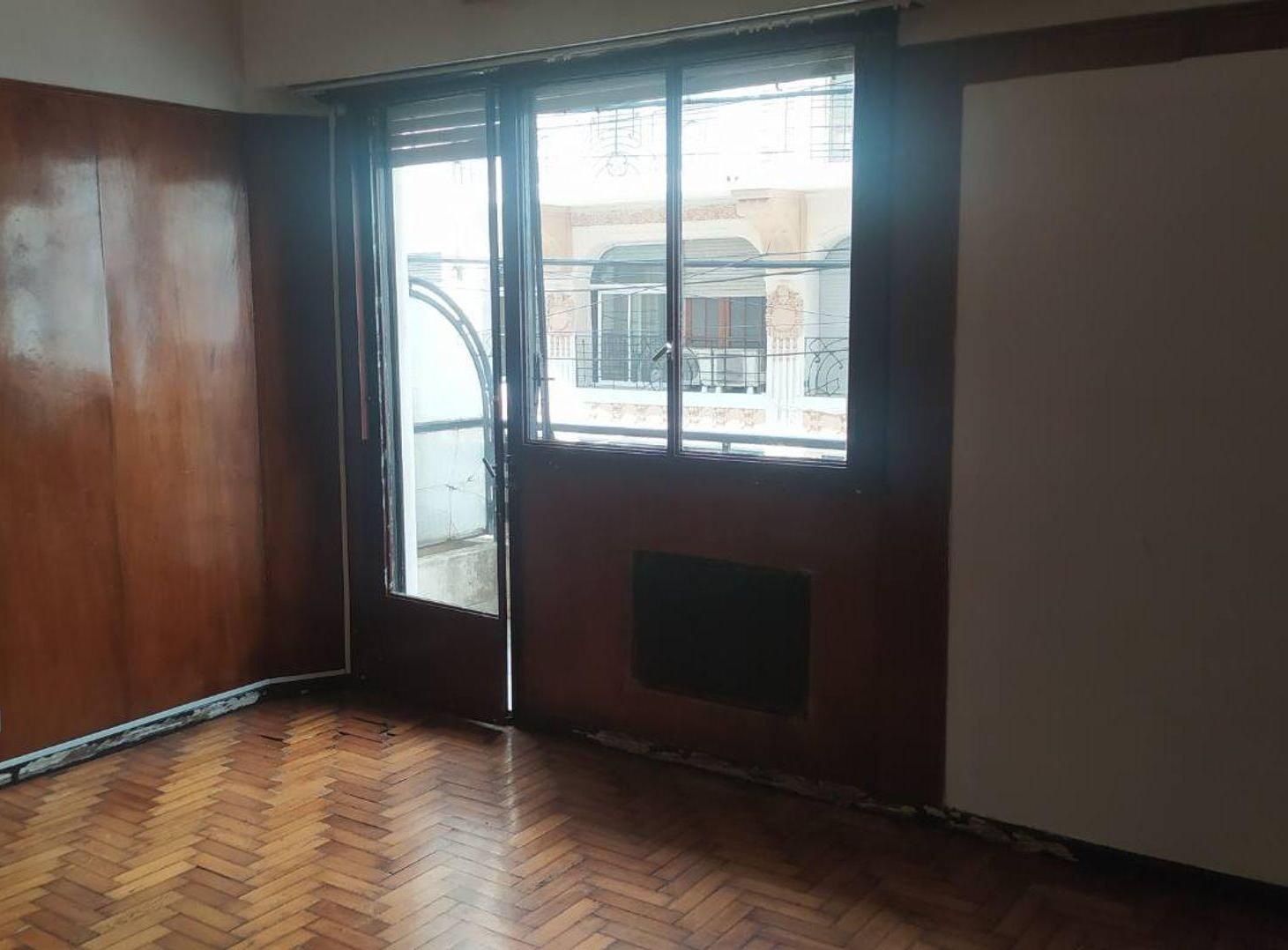 Foto de Venta Departamento 3 Amb. San Nicolás c/balcón, imagen 3