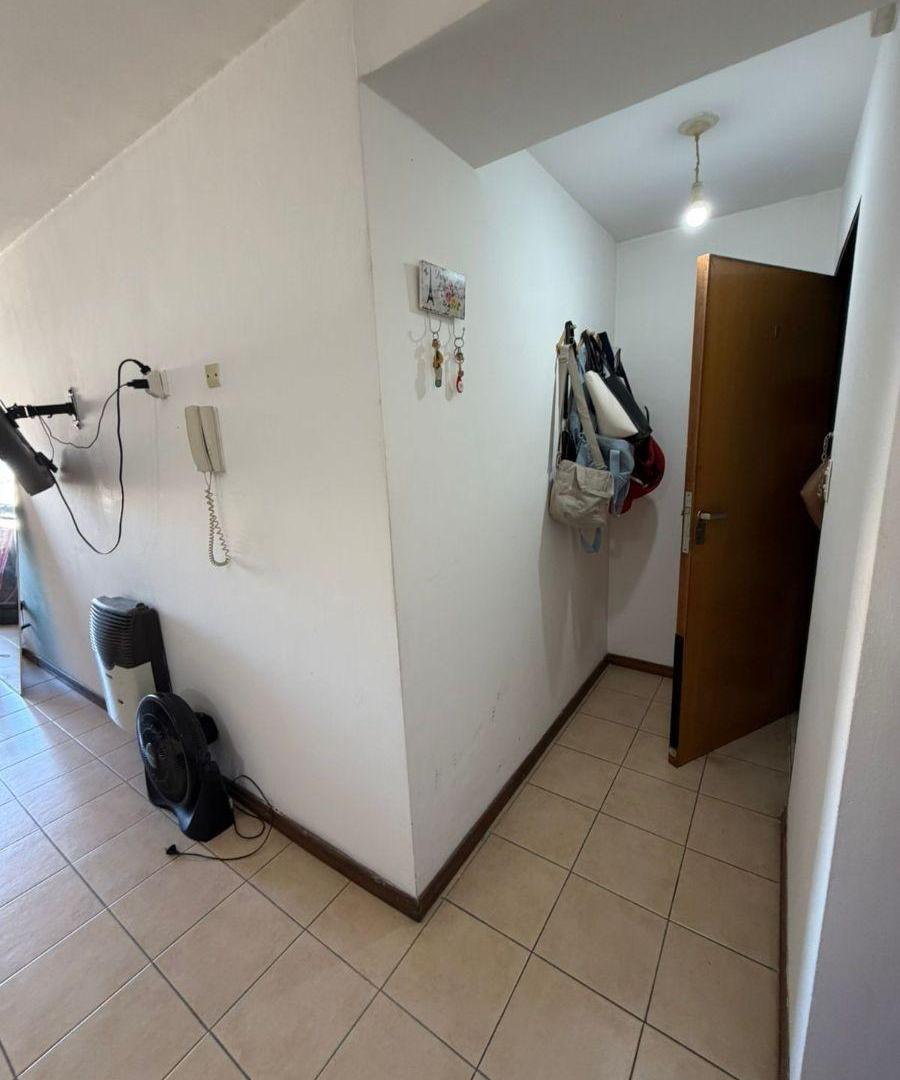 SE VENDE HERMOSO DEPARTAMENTO 1 DORMITORIO EN NVA CBA, SOBRE AV. ILLIA 156, CON ESCRITURA.