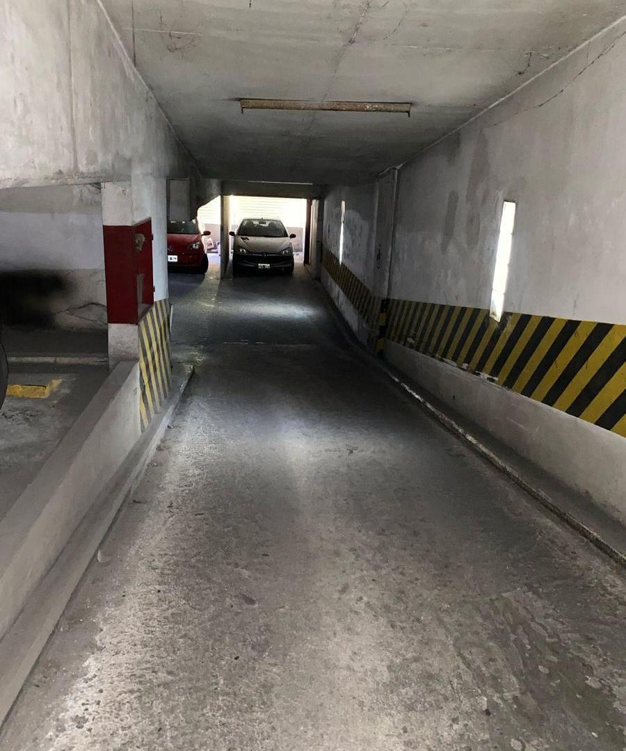 Foto de Cochera en Venta. 1er piso. Con ascensor, imagen 5