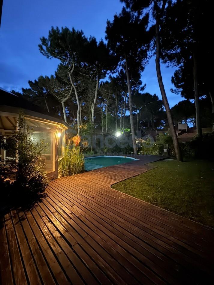 Foto de Casa en alquiler con pileta Pinamar Golf Nuevo, imagen 5