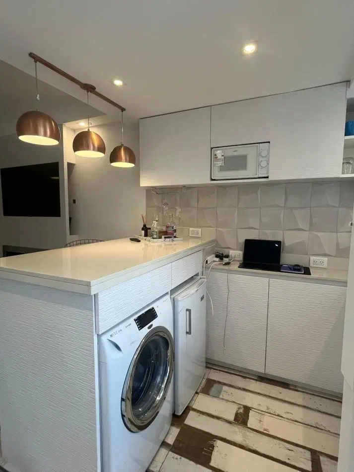 VENTA DEPARTAMENTO DE UN AMBIENTE RECICLADO. ZONA MACROCENTRO 8