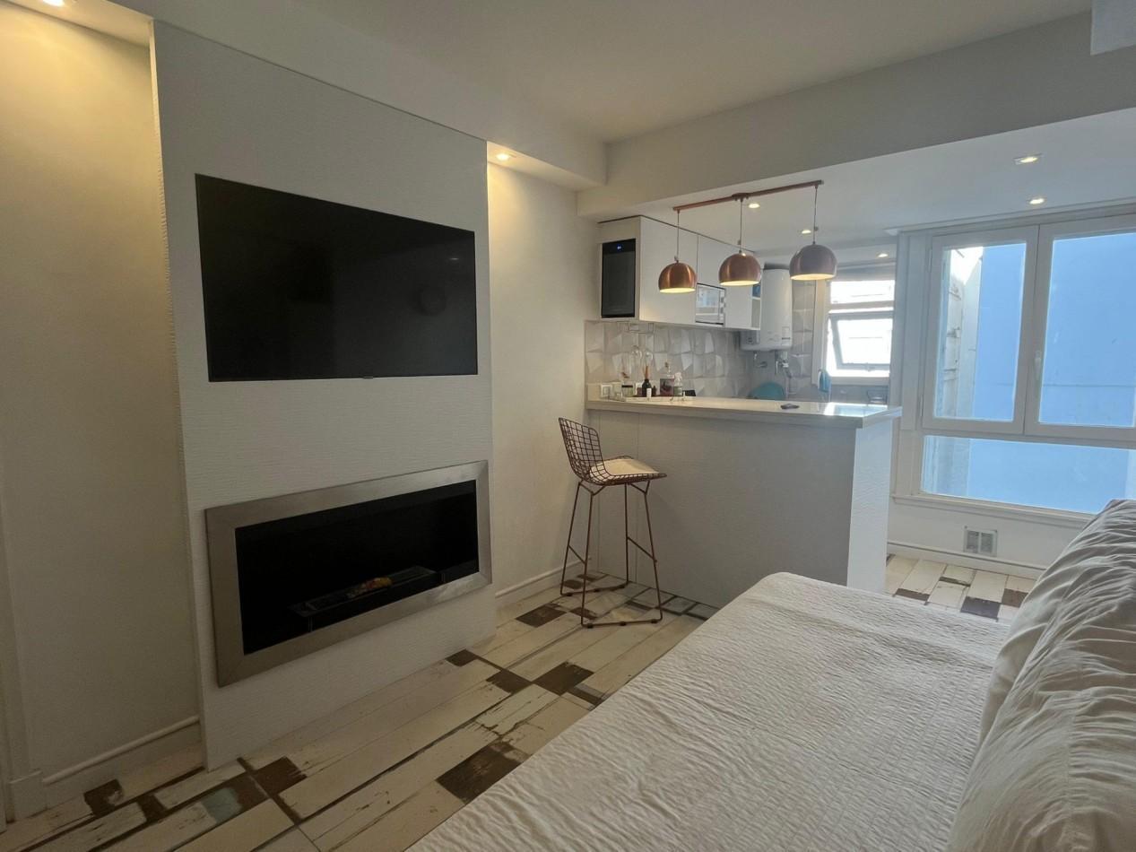 VENTA DEPARTAMENTO DE UN AMBIENTE RECICLADO. ZONA MACROCENTRO