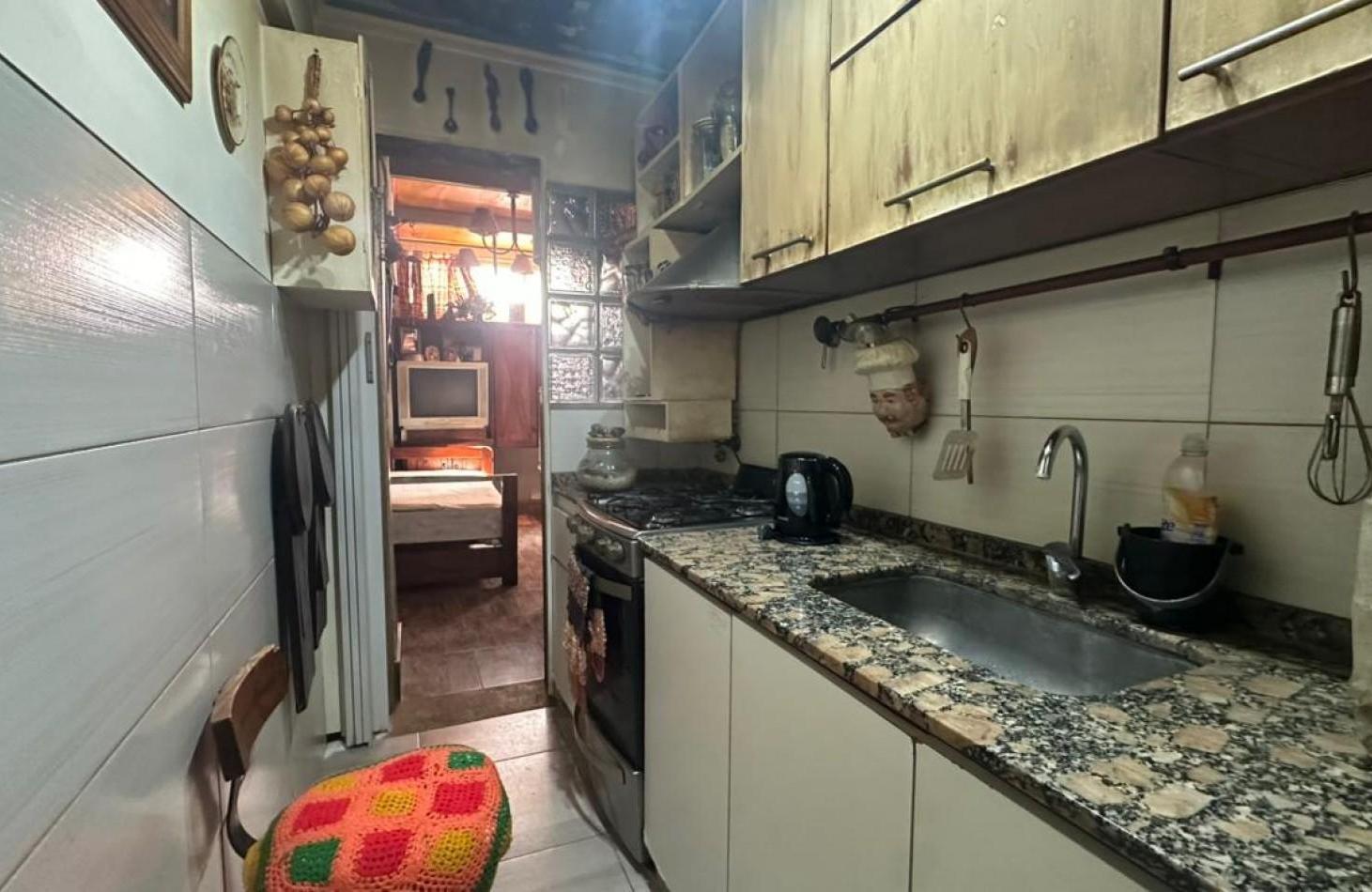 Foto de VENTA DEPARTAMENTO DE 3 AMBIENTES CON PATIO. ZONA CENTRO, imagen 3