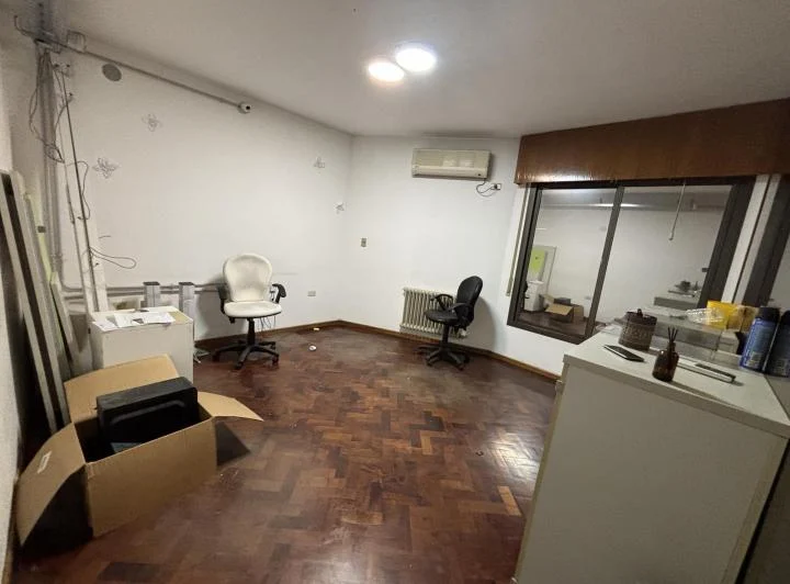 Alquiler Oficina 700m2, Barrio General Paz 4