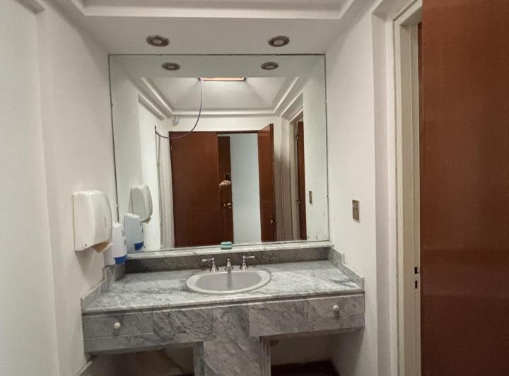 Alquiler Oficina 700m2, Barrio General Paz 5