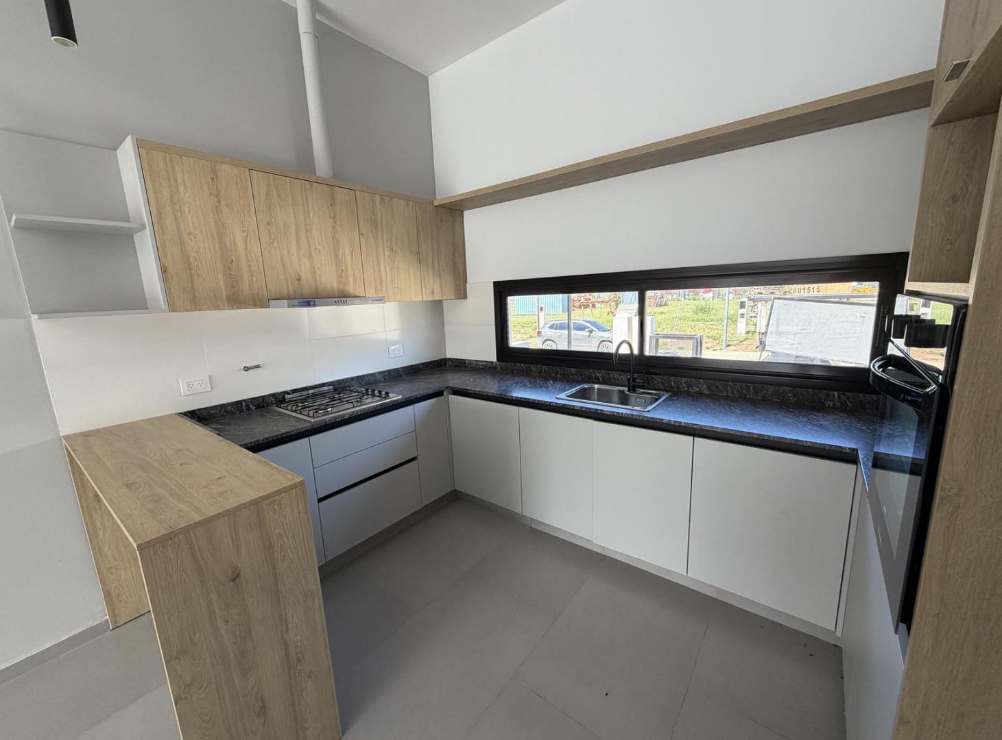 Foto de Alquiler, Casa Planta Baja 3 dorm, 2 Baños Completos Docta, imagen 4