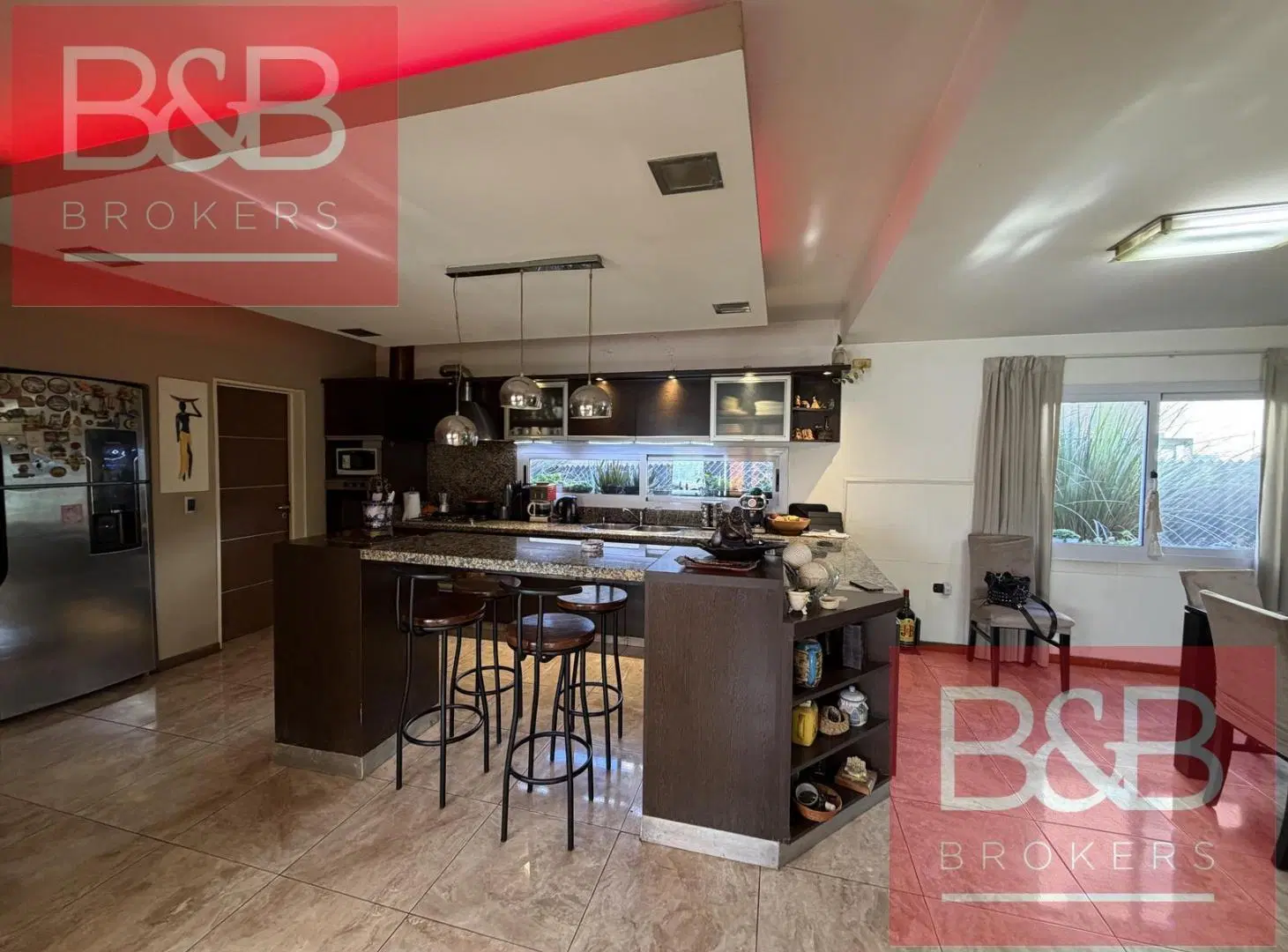 Venta, Casa 3 dorm, 4 baños, Pileta San Isidro 8