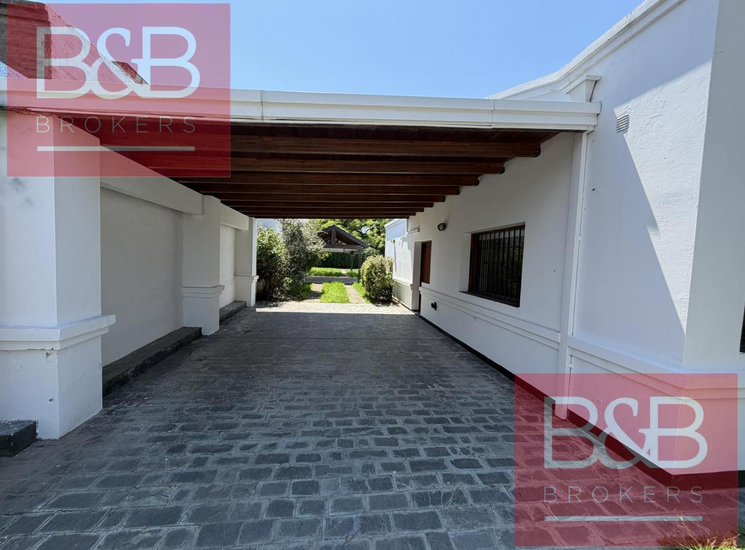 Foto de Venta, Casa en PB, 3 dorm, 2 baños, Pileta, Apta Credito, Villa Allende, imagen 1
