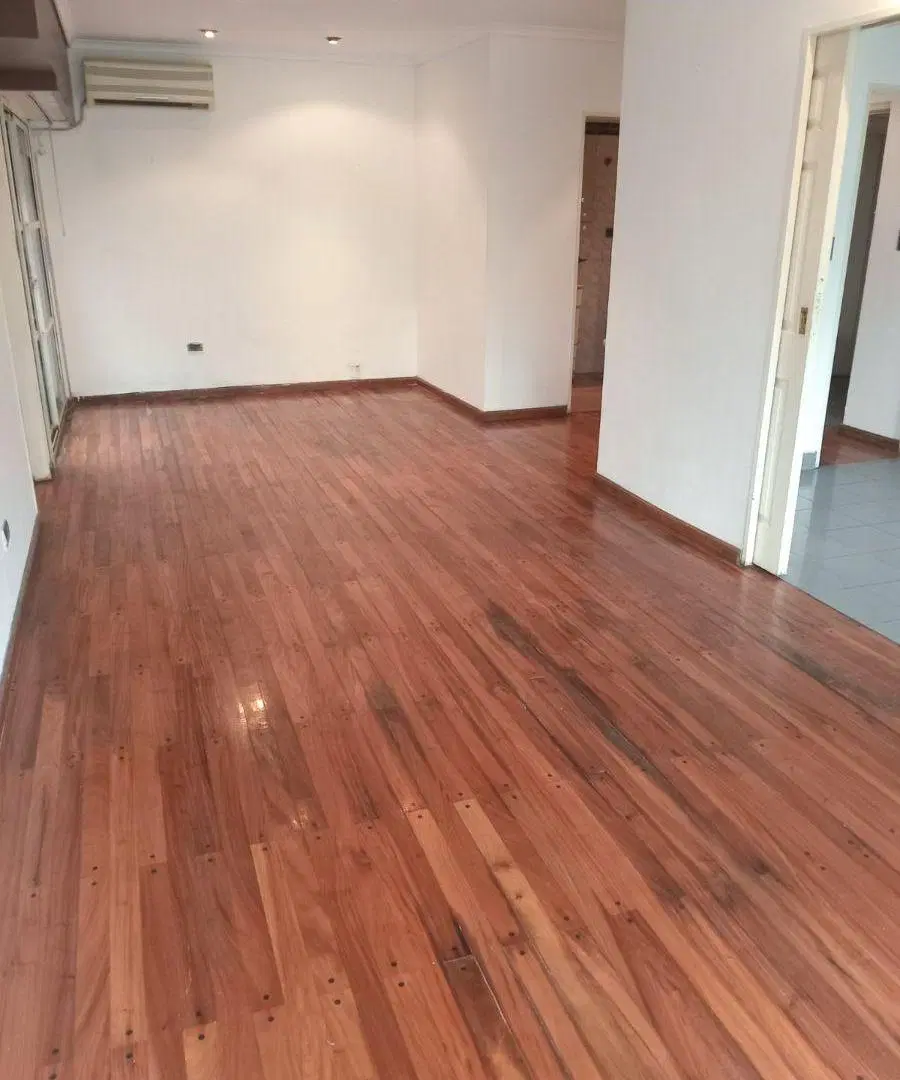 ALQUILER PH /DEPARTAMENTO 4 AMBIENTES CON PATIO Y TERRAZA FRENTE A LA PLAZA SUDAMERICA EN VILLA LUGA 4