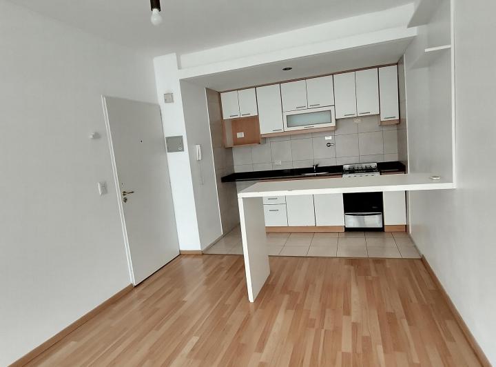 DUEÑO DIRECTO ALQUILA MONOAMBIENTE EN VILLA URQUIZA 2