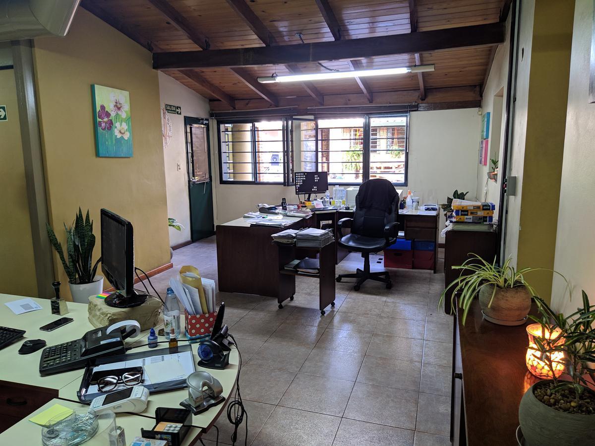 Terreno C/galpón y Oficinas en Zona Centro - Ideal Constructoras 1