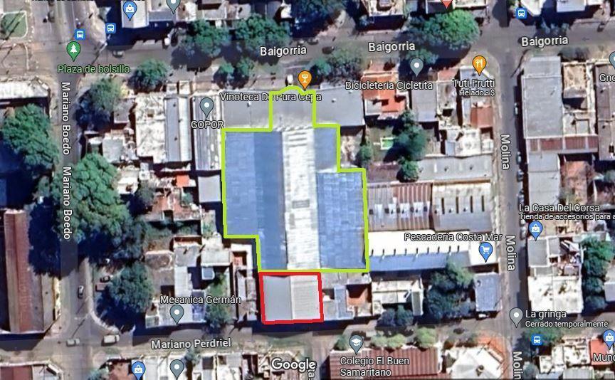 Importante Galpón en Parque Field 5
