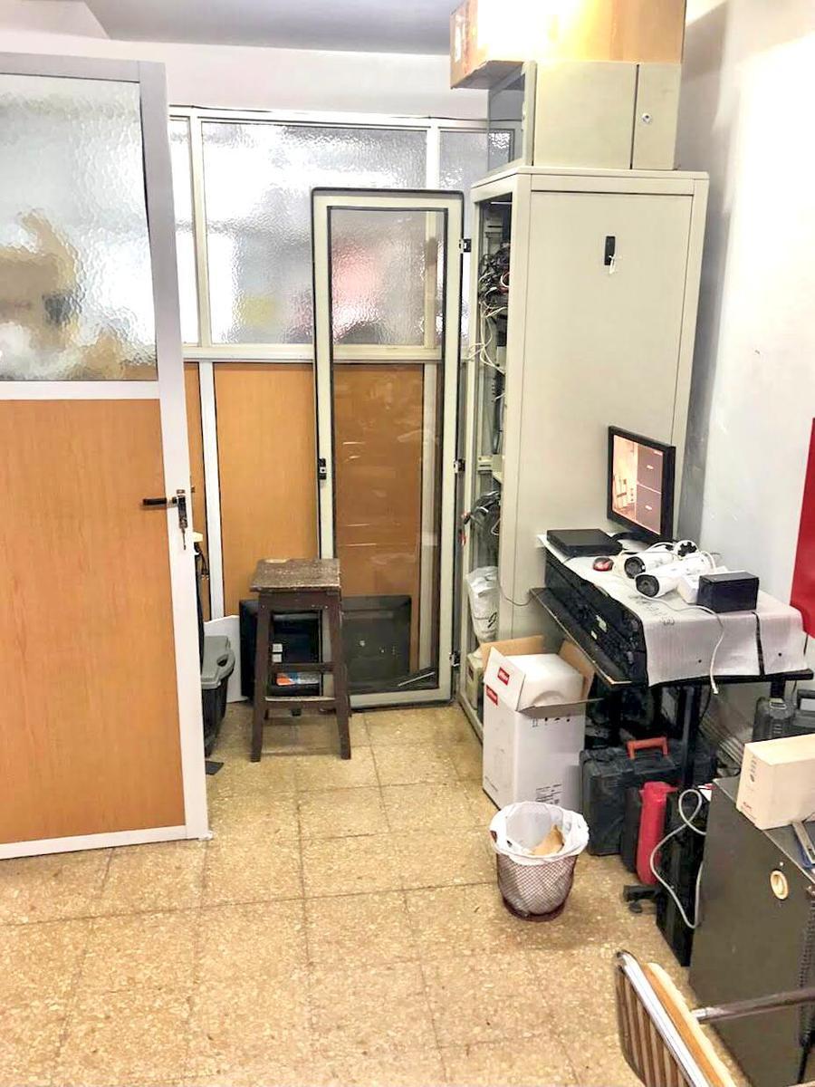 Local/Oficinas EN VENTA! 50.000 USD .- España y Hospitales