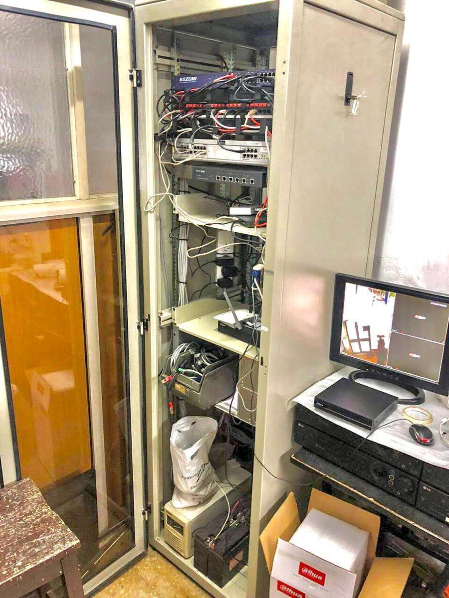 Foto de Local/Oficinas EN VENTA! 45.000 USD! Zona Centro de Justicia Penal, imagen 3