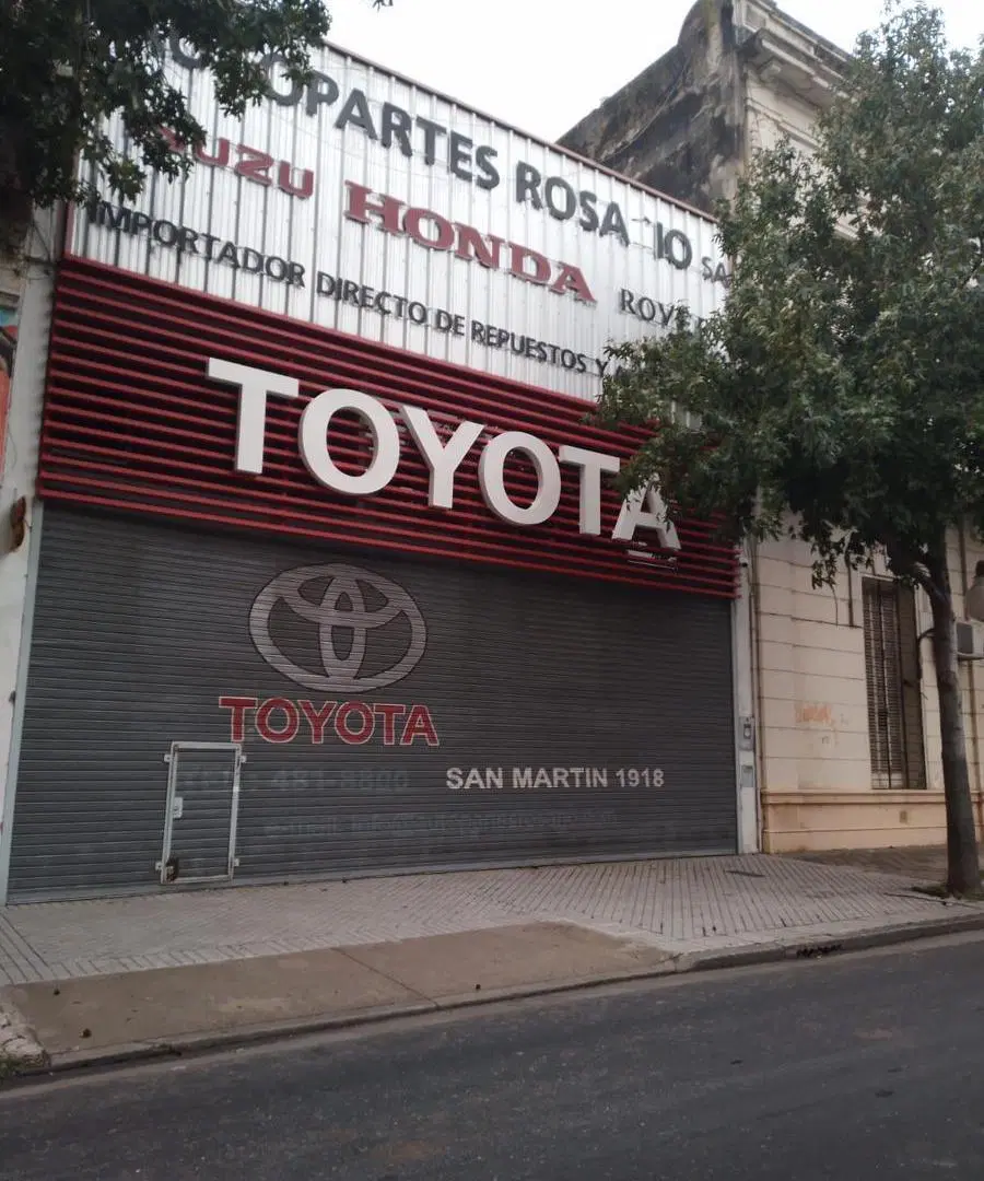 Local COMERCIAL EN EXELENTE ESTADO 4