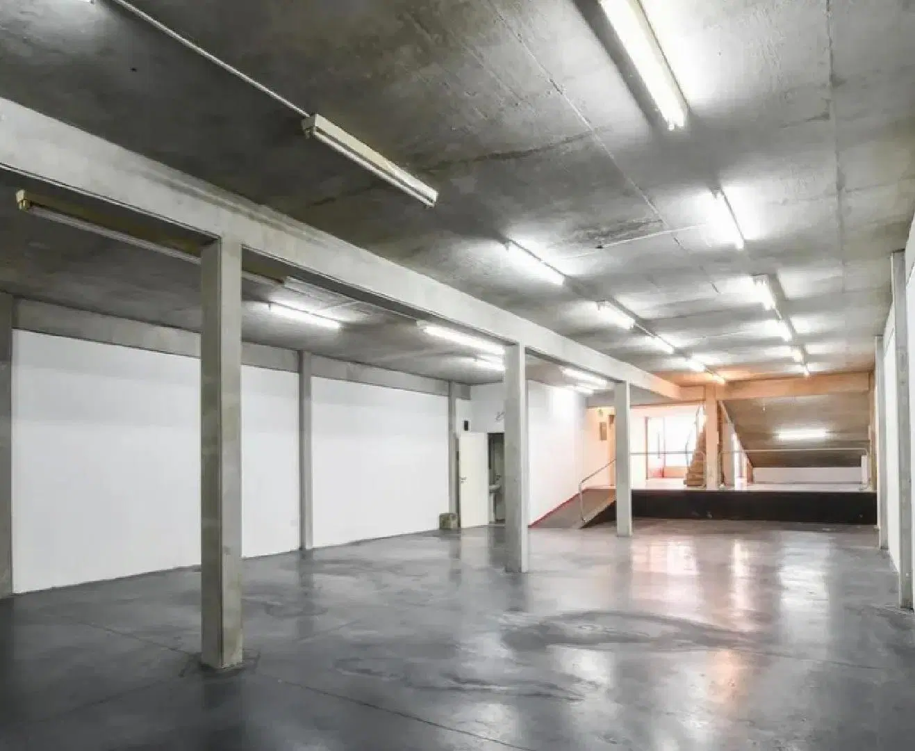 Local COMERCIAL EN EXELENTE ESTADO 5