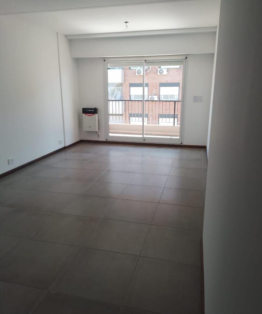Foto de Departamento en CAFERATA al 800 - TERMINAL DE OMNIBUS, imagen 3