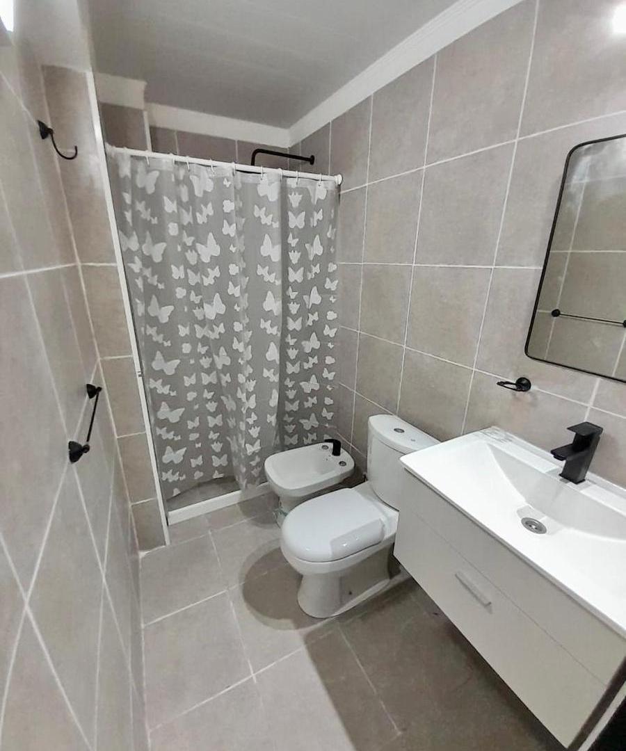 Foto de CASA DE 2 DORMITORIOS 2 MONOAMBIENTES INDEPENDIENTES – ECHESORTU, imagen 4