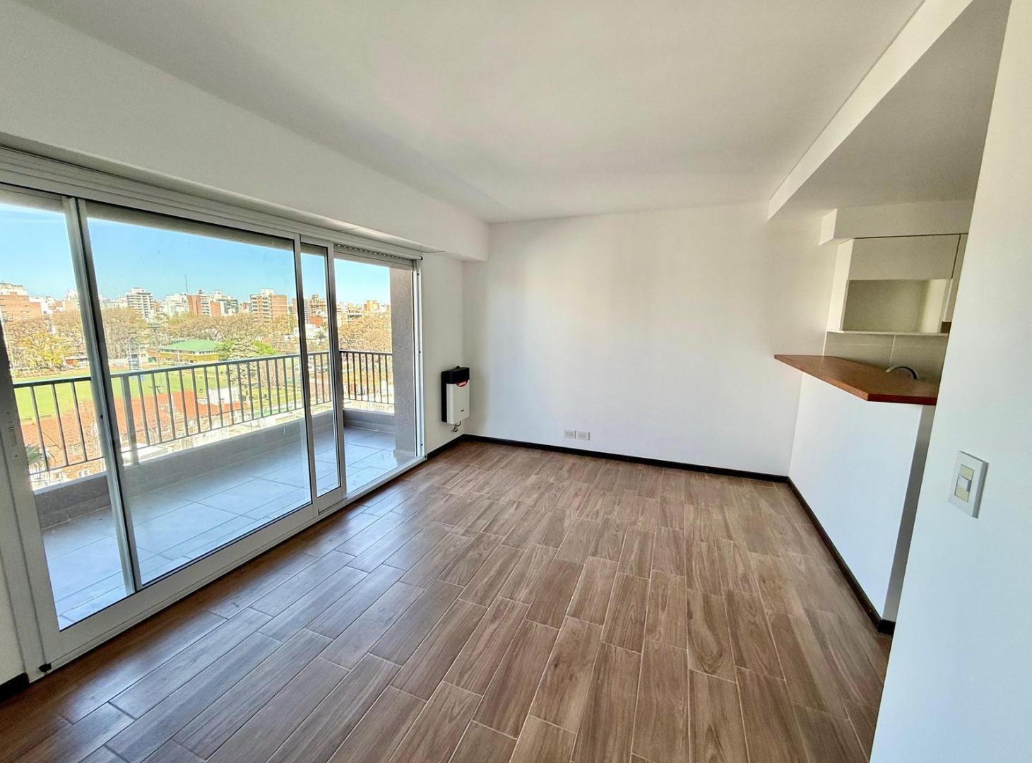 Foto de VENTA | MONOAMBIENTE CON BALCÓN | PISO 8 | zona MEDICINA - CAFFERATA 841, imagen 4