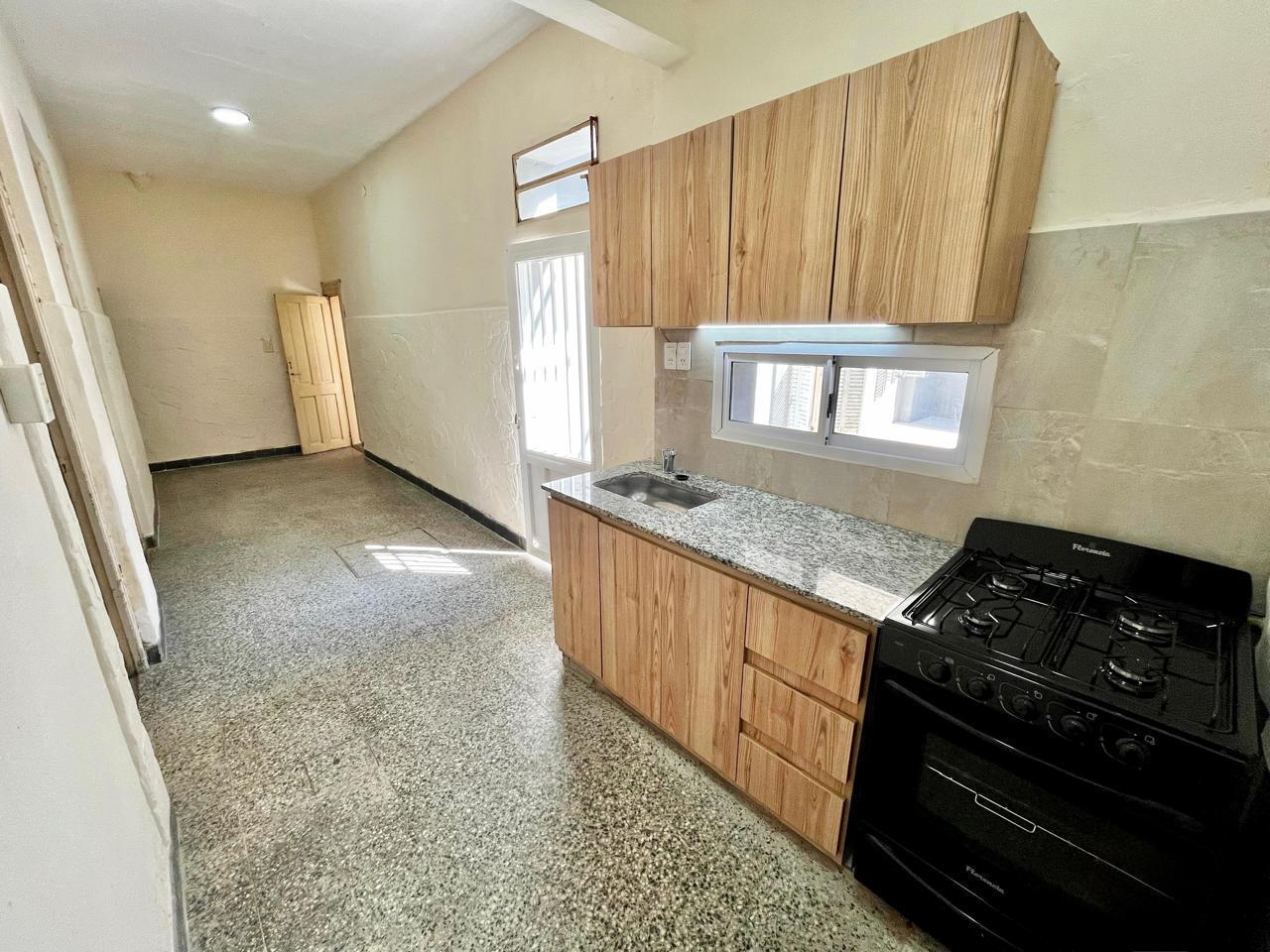 Foto de PH 4 DORMITORIOS PATIO | APTO COMERCIAL | ITALIA 749 | SIN EXPENSAS, imagen 1