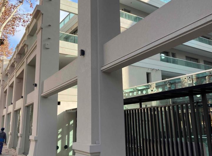 Premum - Luminoso piso alto al frente - full amenities 2