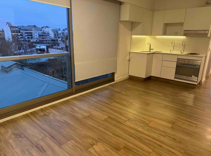 Premum - Luminoso piso alto al frente - full amenities 3
