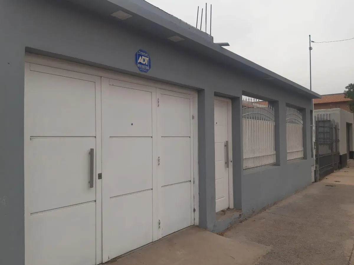 Casa en alquiler – Zona Ruca Che 2