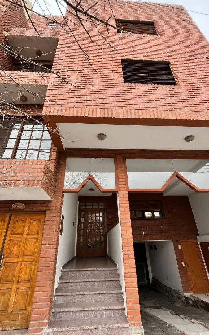 Departamento dos dormitorios Entre Rios 935 3