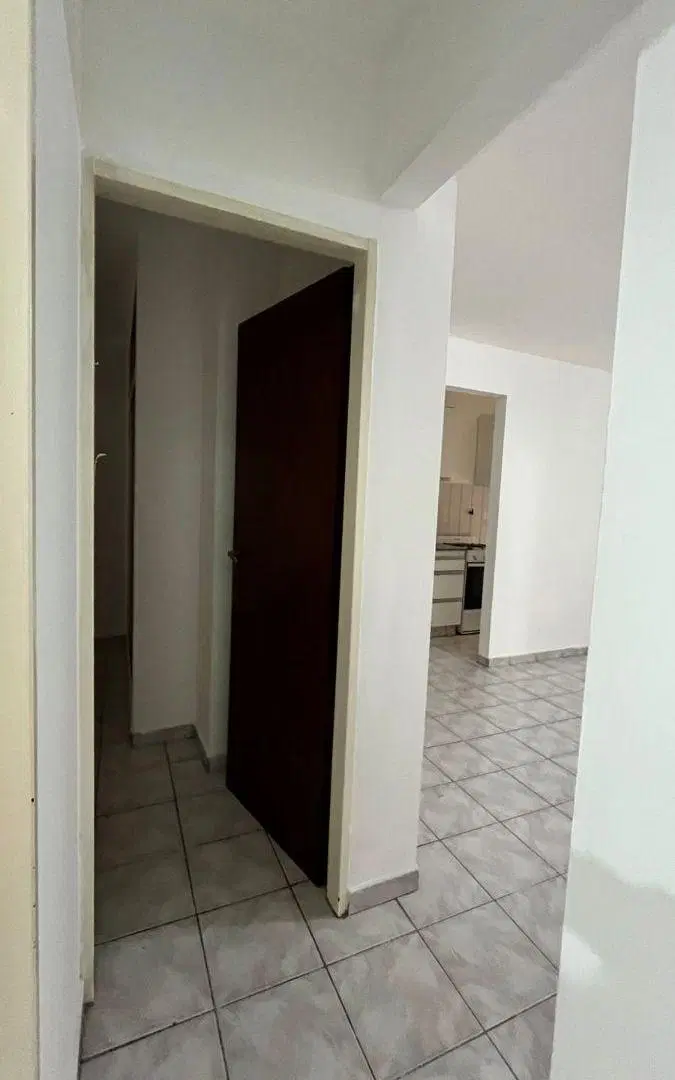 Departamento dos dormitorios Entre Rios 935 1