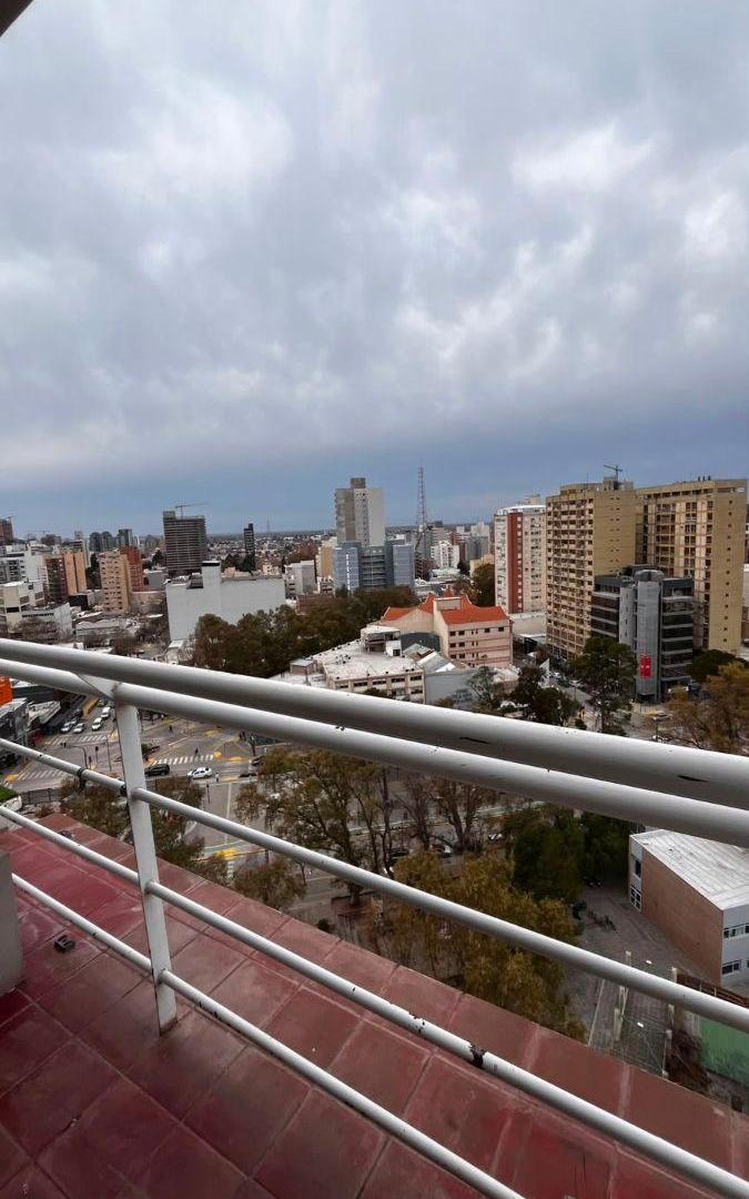 Foto de Departamento tres dormitorios - Diag. Alvear . Neuquén, imagen 3