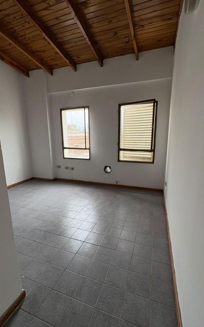 Foto de Departamento en calle Leguizamon y Pje Claro, imagen 1