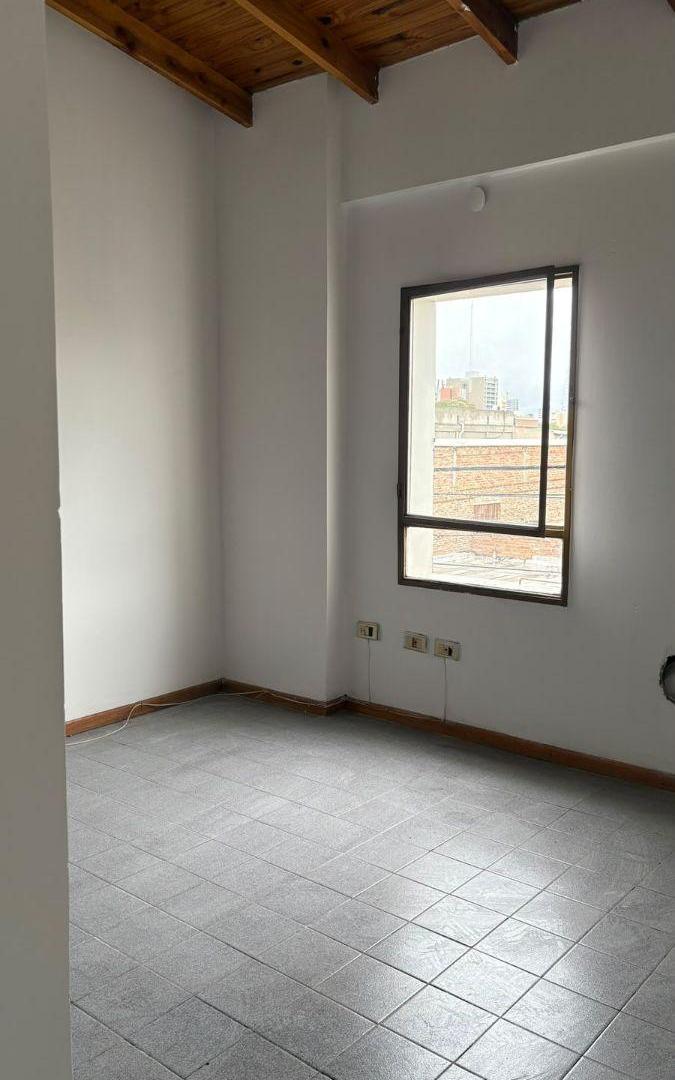 Foto de Departamento en calle Leguizamon y Pje Claro, imagen 2