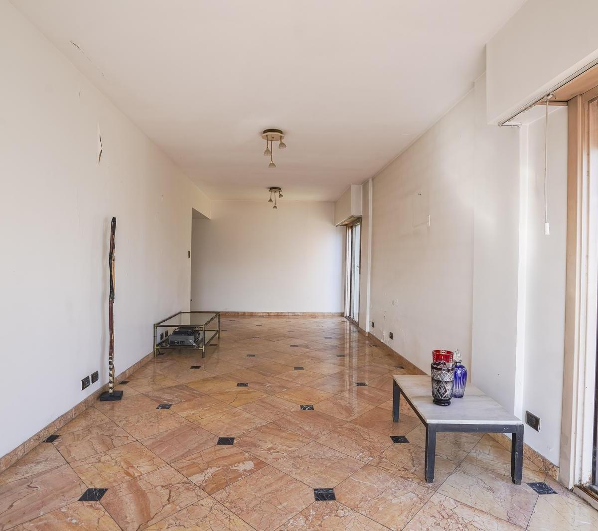 Departamento en Venta, Caballito, 4 Ambientes, con Balcón Al Frente. 2