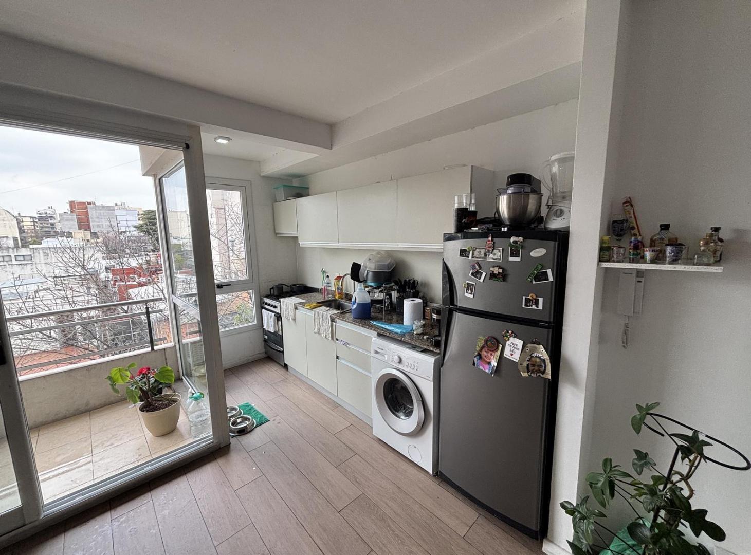 Foto de Departamento en Venta, Almagro, 3 ambientes con Cochera luminoso con, imagen 2