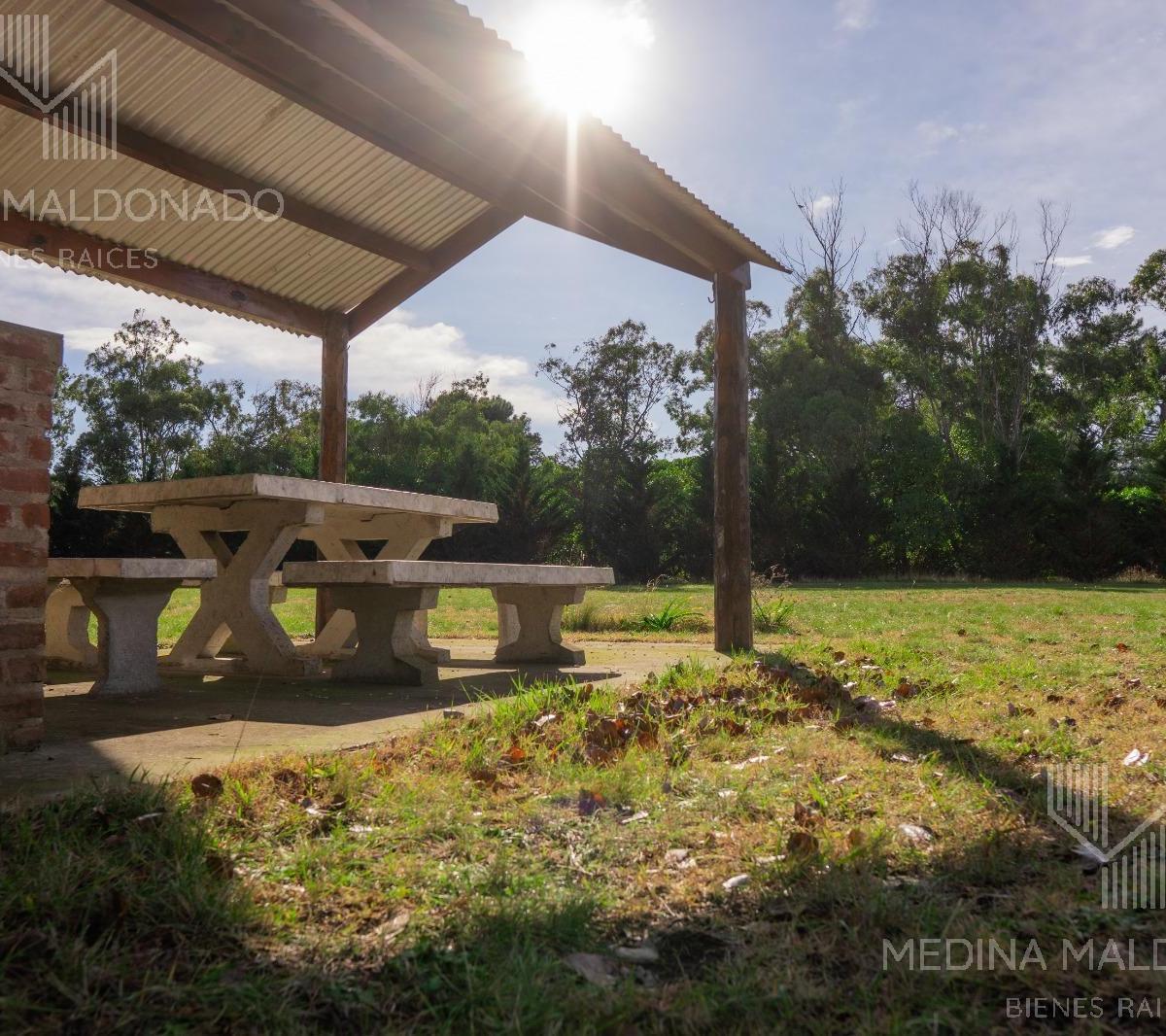 Terrenos Fracción en Venta en Necochea - a Cuatro Cuadras del Mar 3