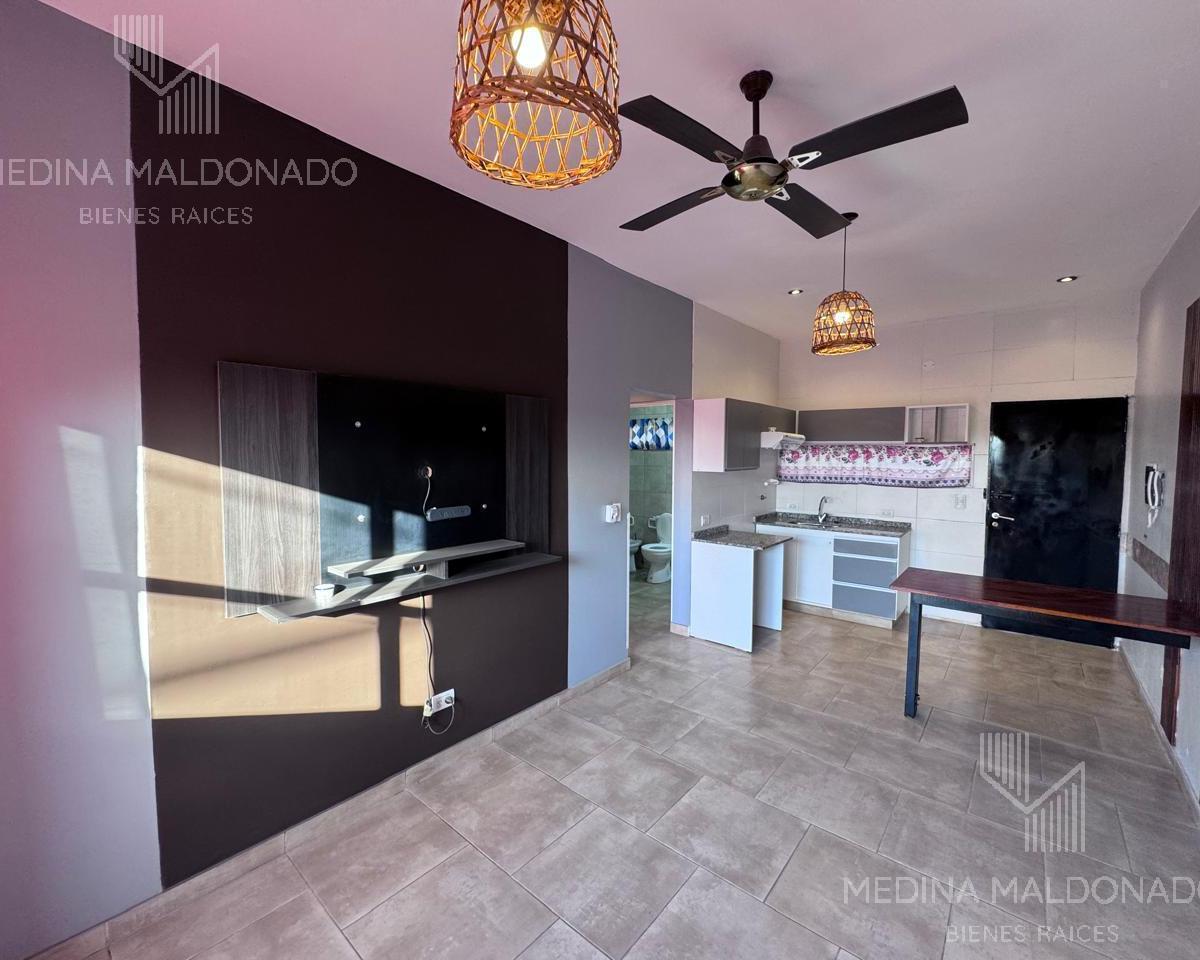Venta Departamento de 2 Ambientes a Estrenar - Berazategui 4