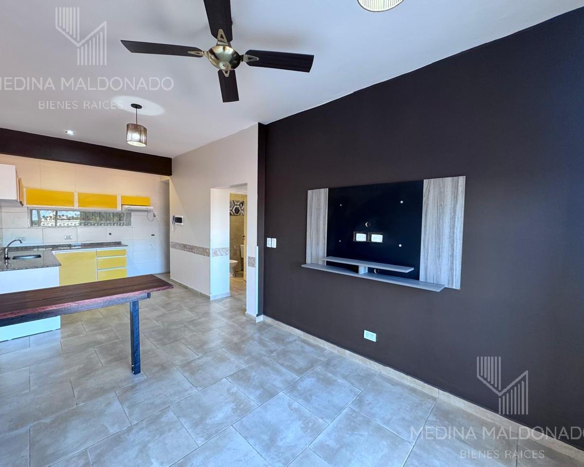 Venta Departamento de 2 Ambientes a Estrenar - Berazategui 2